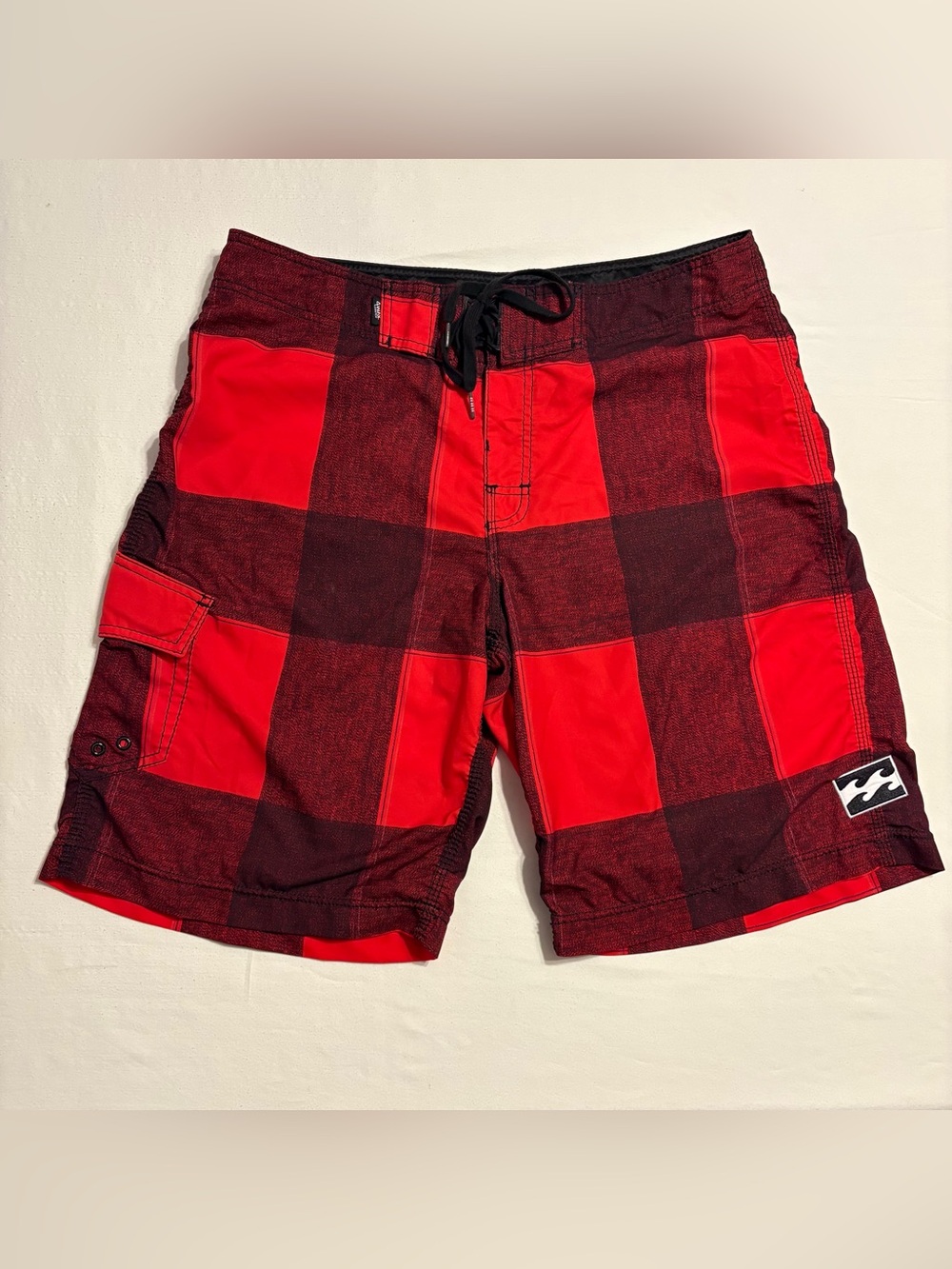 Billabong Platinum Quad Stretch Board Shorts Red and Black Buffalo Plaid Pattern - Picture 1 of 12